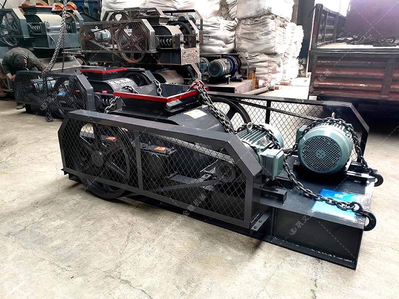 小型對輥破碎機生產線發貨圖片