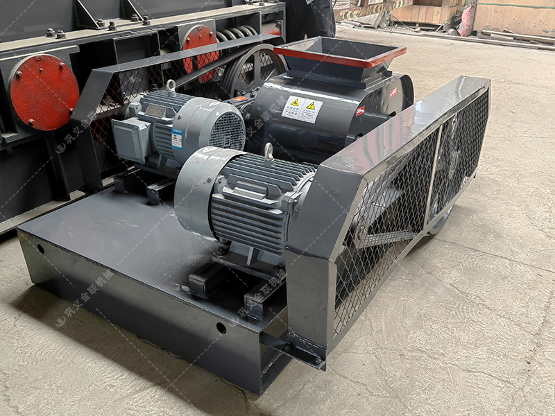 雙齒輥破碎機如何調間隙？