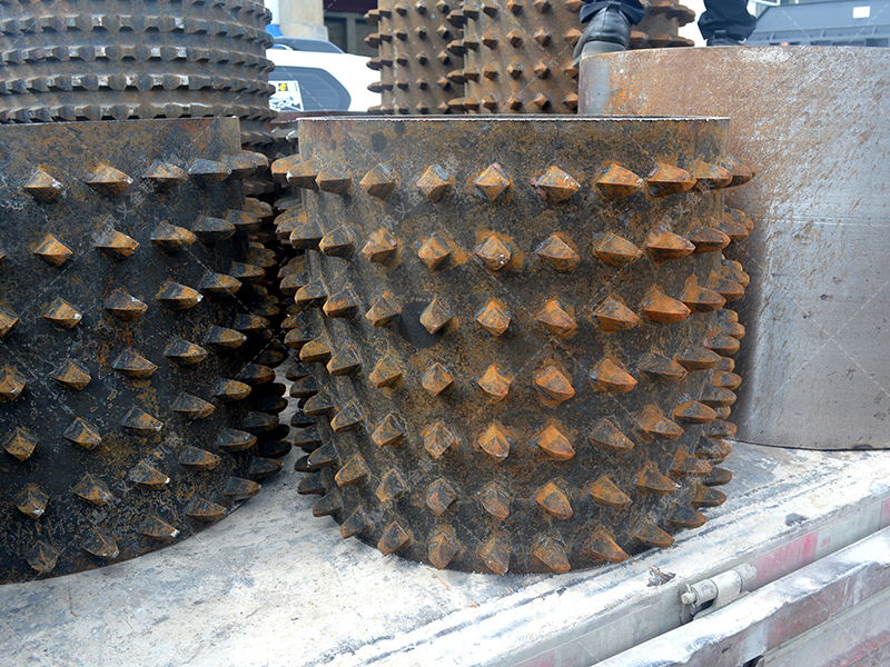 雙齒輥破碎機的齒輥設計有何特別之處，為何能提升破碎效率？